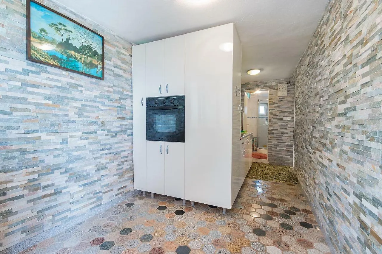 Apartments Salak Pola