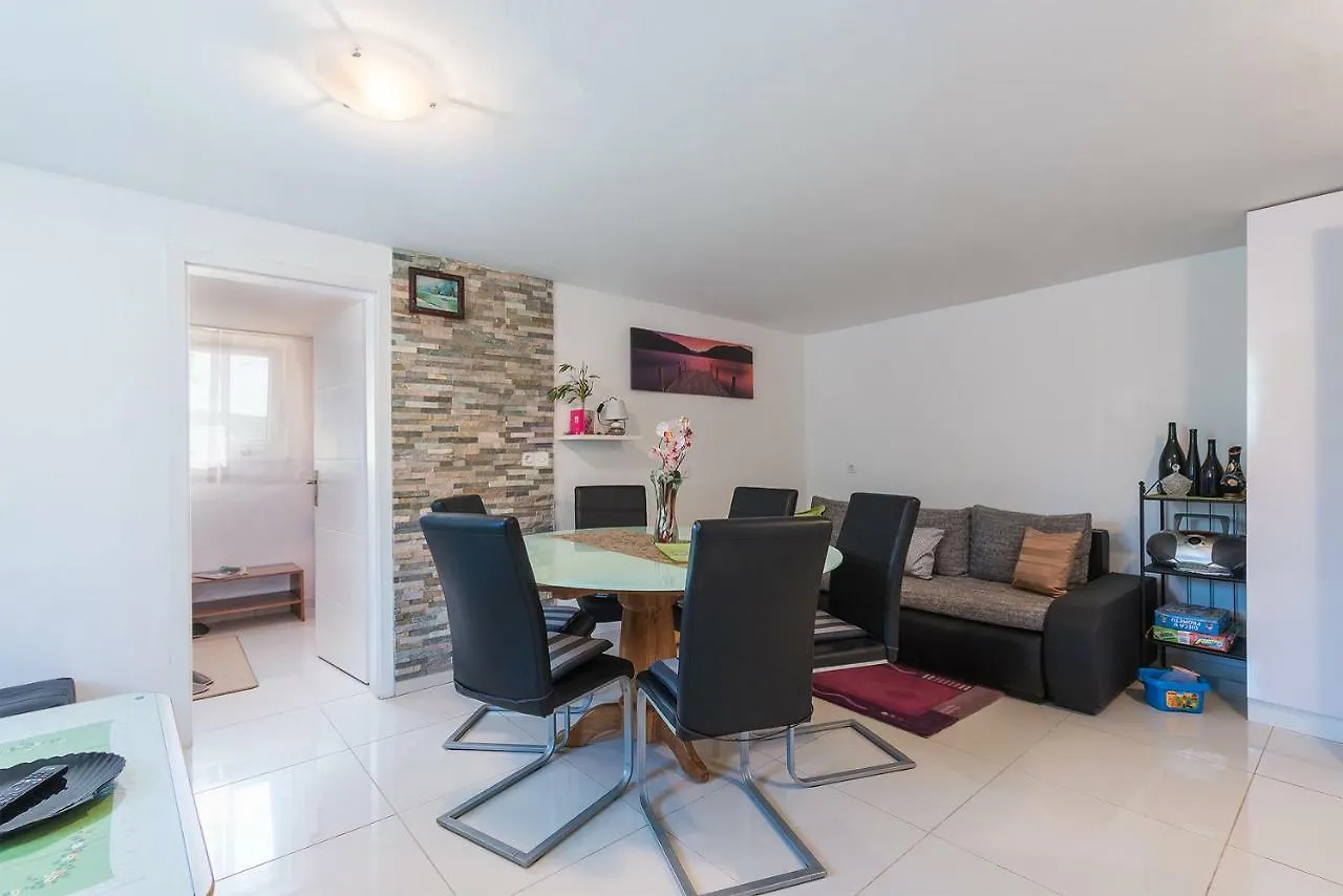 Apartments Salak Pola Croazia