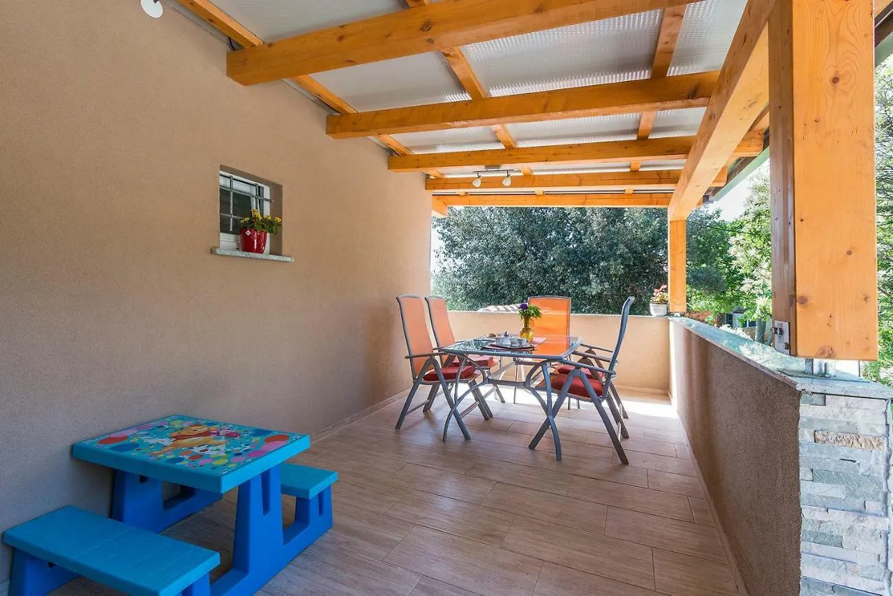 Apartments Salak Pula 0*,  Croatia