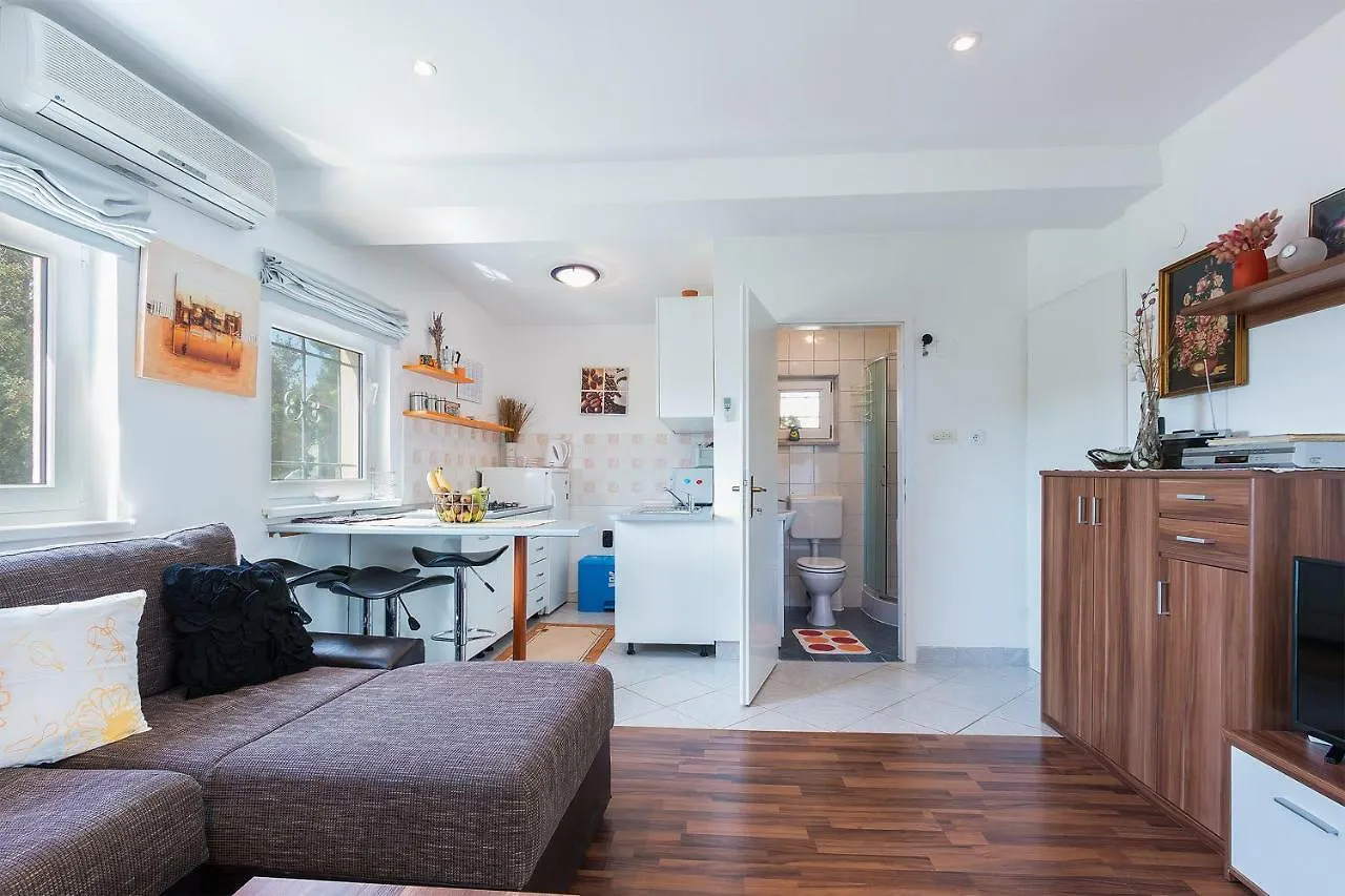 Apartments Salak Pula Croatia