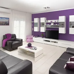 Apartment Rainbow, Pula